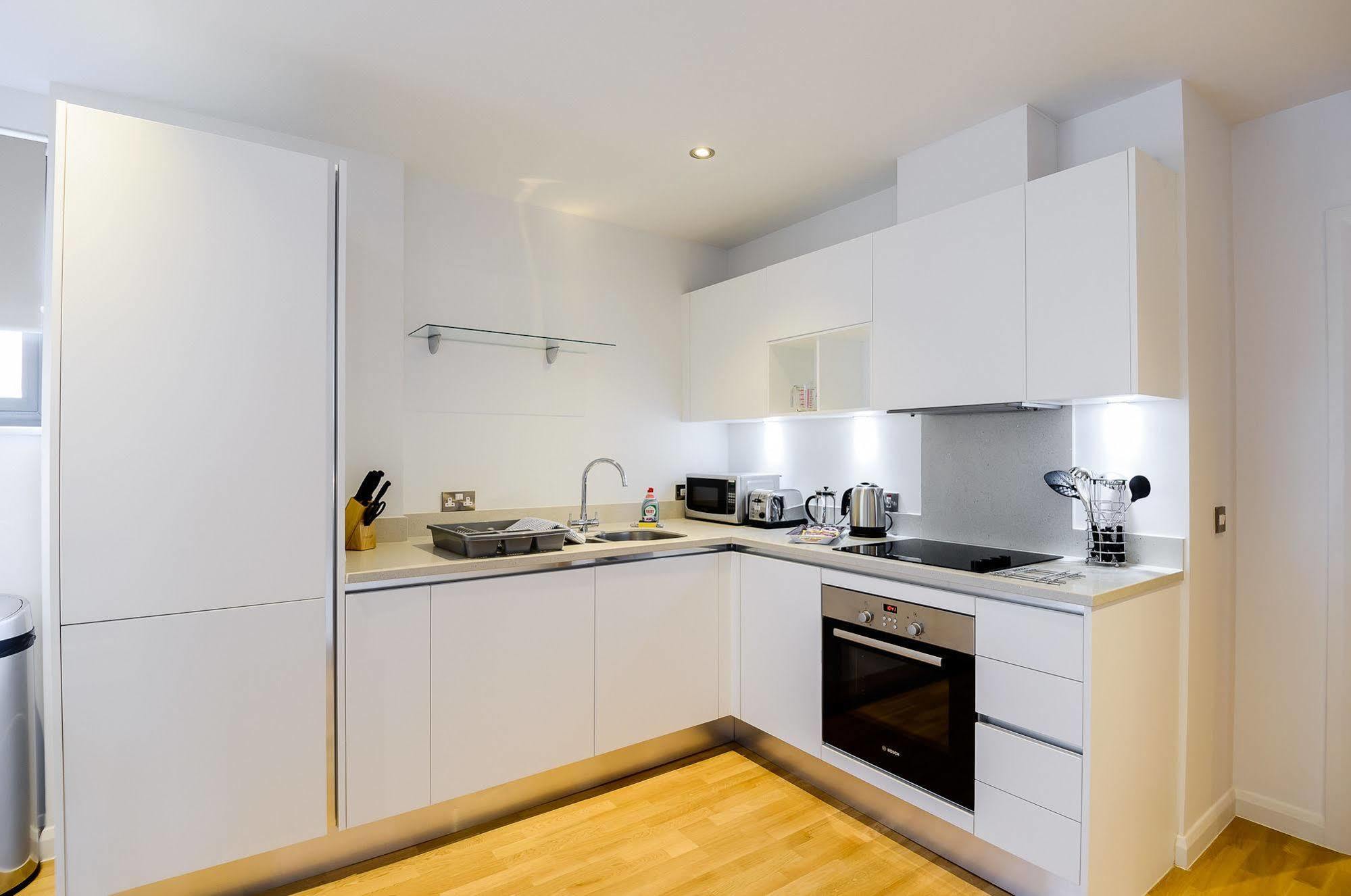Tooley Street Apartments By Viridian Apartments London Exteriör bild