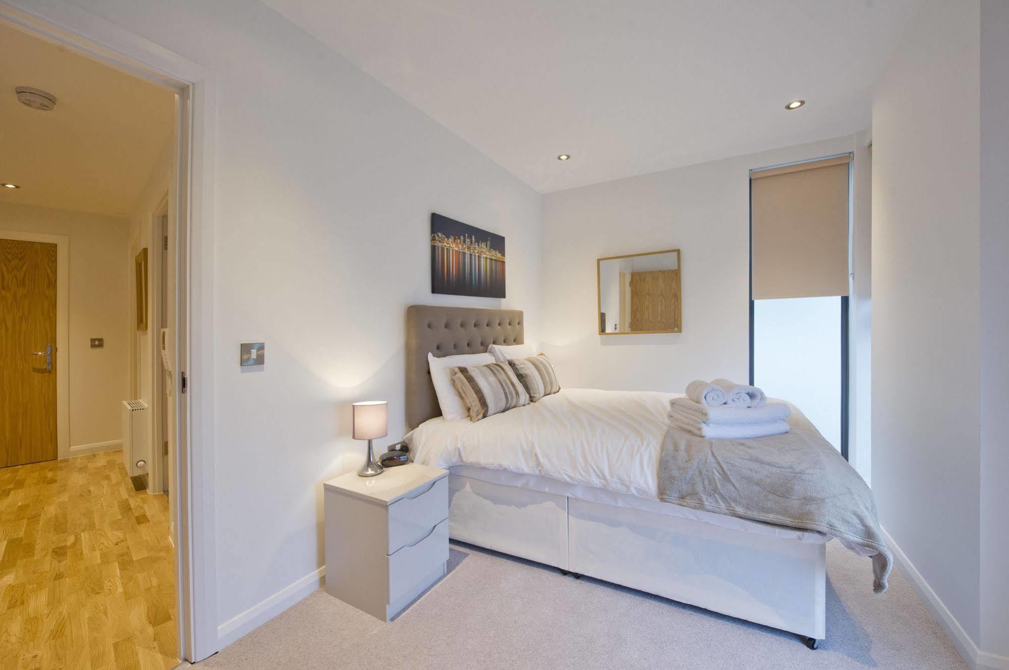 Tooley Street Apartments By Viridian Apartments London Exteriör bild